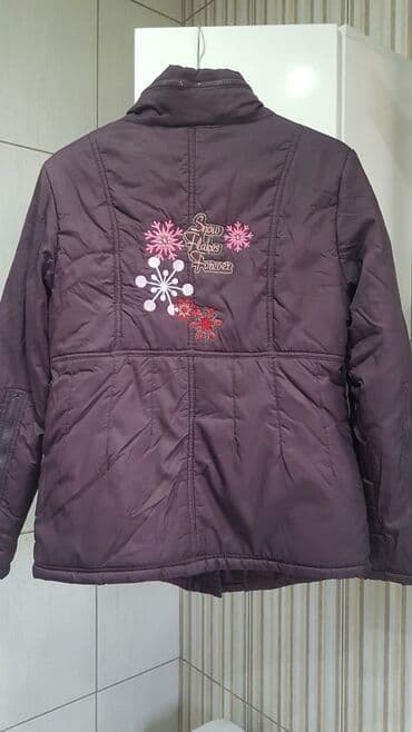 Rolke: Jakna,dva puta obucena,velicina XS mada moze i kao S. Spolja je — 2