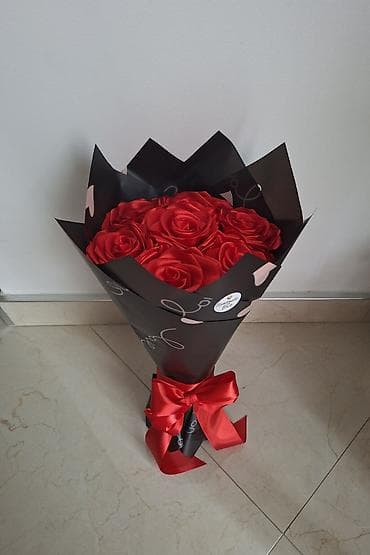 win win duseci na naduvavanje: Saten buketi ruža – dekorativni aranžmani dugotrajne lepote - Ručno — 4