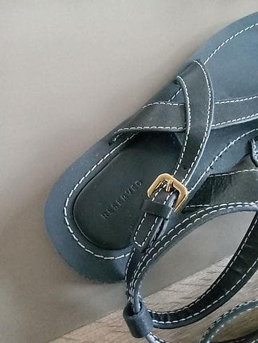 nike tn black yellow: Ženske kožne sandale – crne, sa kaiševima oko zgloba - Model sa — 7