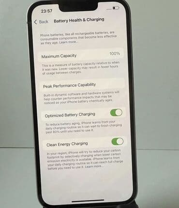 iphone 16 pro polovan cena: Apple iPhone iPhone 13, Bela, Face ID — 3