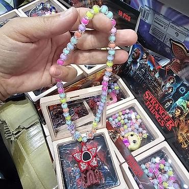 srpski lancic: Narukvica sa privescima koja je inspirisana popularnom — 6