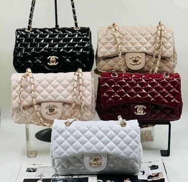 smaragdno zelena torbica: Elegantna torbica, Chanel — 1