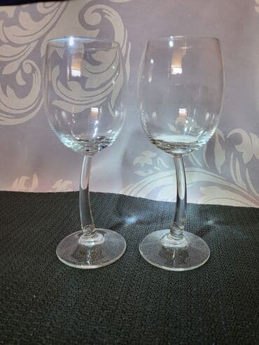 plastične čaše 0 2 cena: Case nove,vintaz za dvoje za vino,francuske. Case za vino,sve na — 1
