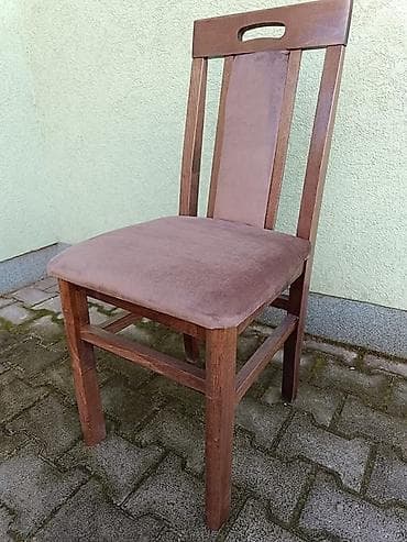 plasticni stolovi i stolice nova pazova: Drvena trpezarijska stolica sa tapaciranim sedištem i naslonom. - — 8