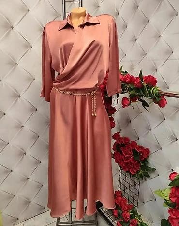 Dresses: Satenasta midi haljina sa preklopom i zlatnim lancem - Elegantna — 1