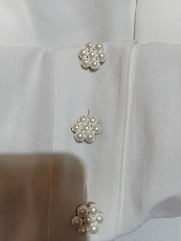 ženske bluze svecane bluze za punije: Ženska košulja/bluza Dorette – bela - Model: kratki rukavi, rever — 6