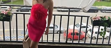zara online rs: Elegantna mini haljina bez bretela u jarko roze boji. Model je uskog — 2