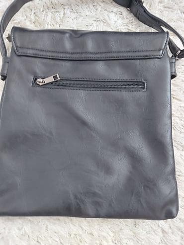 crni sobranie cena: Crna torba preko ramena (crossbody) od eko kože - Materijal: mekana — 3