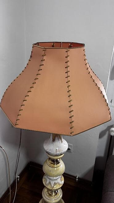 delizio kapsule za kafu: Podna stara lampa,retro estetika sa abažurom klasičnog — 4