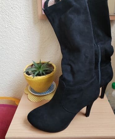 High boots, 38