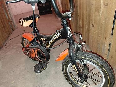 patike za svaki dan: Dečiji bicikl X-Kids, crno-narandžaste boje, sa sportskim dekorom — 1