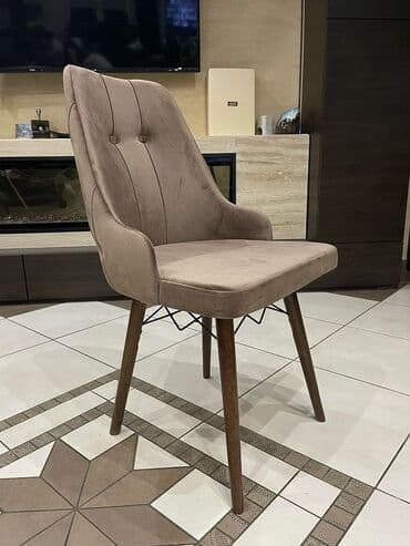 Stolice: 🪑✨ Oplemenite svoj dom elegantnošću i udobnošću! Predstavljamo vam — 4