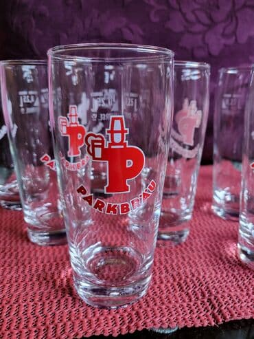 metalac solje za kafu cene: Case nove za pivo Parkbrau iz 80ih. Case komada 9 u ceni. Cena — 8