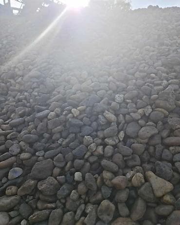 Construction & Repair Materials: Prirodni rečni oblutci – dekorativni kamen - Frakcija: mešovite — 2