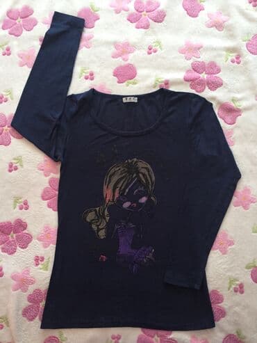 Women's T-shirts and tops: Print, color - Black — 1