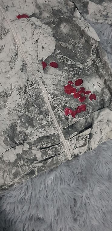 diskverd farmerke: Ženska dukserica sa rajsferšlusom i visokim okovratnikom. Sivi — 2