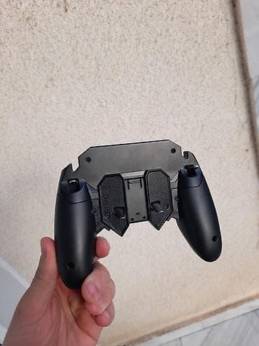 vojni telefon: Mobilni gejming okidači/držac za telefon (gamepad adapter) nekorišćen — 2