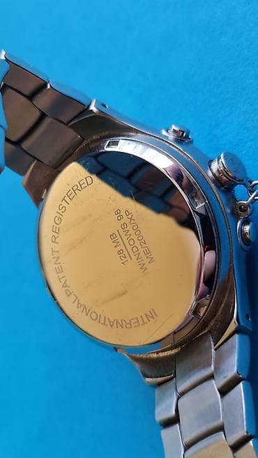 zenski rolex sat: Ručni sat sa ugrađenim MP3 plejerom i USB fleš memorijom - Kućište i — 2