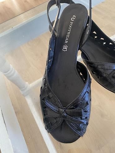 zara zelene sandale: Ženske kožne sandale – Q Footwear - Materijal: prava koža (oznaka — 2