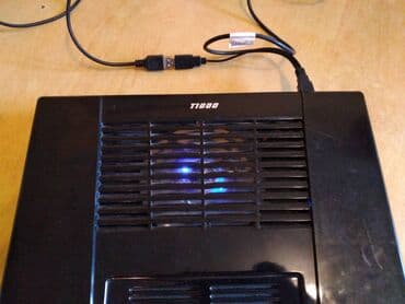 Cooling Systems: Postolje,kuler za laptop.
Bez kabla — 2