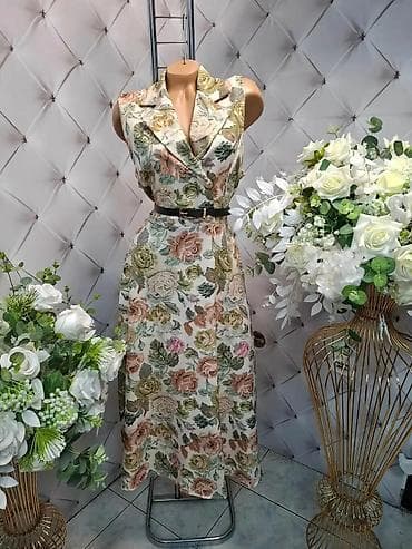 Elegantna midi haljina bez rukava sa rever kragnom i pojasom - Kroj