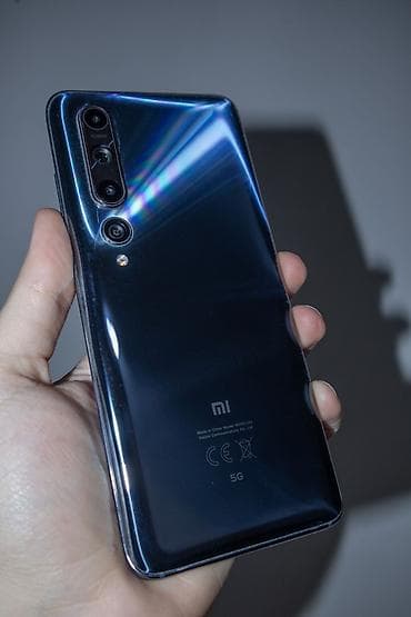 igre za ps: Xiaomi Mi 10 5G 8/128GB - Ekran: 6.67" AMOLED, zakrivljeni ekran — 3