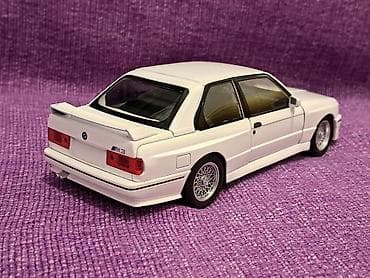 Sports & Leisure: BMW M3 E30 "Kocka" 1:24 White Perla NOVO! Model BMW serije 3 — 4