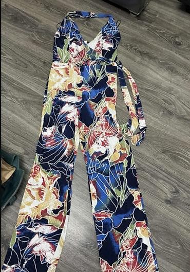 Women's Footwear: Prelep kombinezon Bodi flirt, XS veličine ali ima elastina pa može i — 4