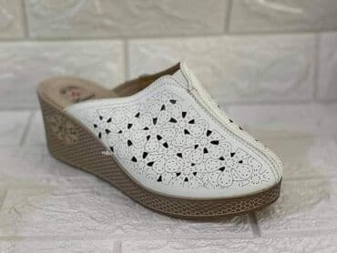 papuce na platformu prodaja: 36-40
1500din — 4