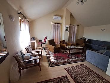 kupujemprodajem kuće arilje: Vikendica na Fruškoj gori, 156m2 Nalazi se u neposrednoj blizini — 10