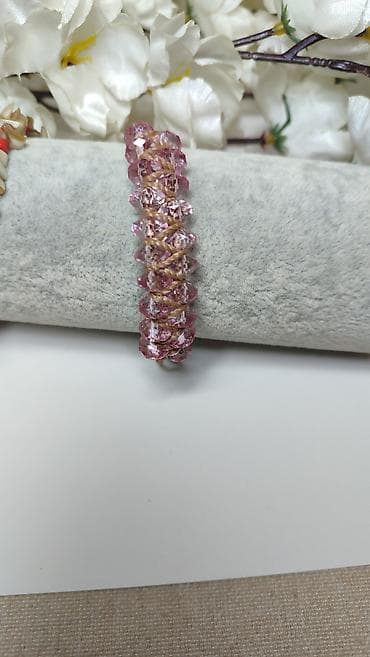 torbica koja trepće: Ručno pletena narukvica sa kristalnim perlama - Dizajn: pletena — 2