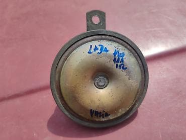 Sirena  automobila Lada Lada 2108 Samara. Polovno, ocuvano. Skinuto sa