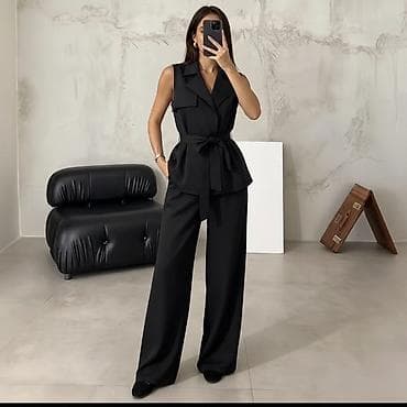 plasticna trska: ✅Ženski komplet – prsluk sa pojasom i široke pantalone
✅3600 din — 7