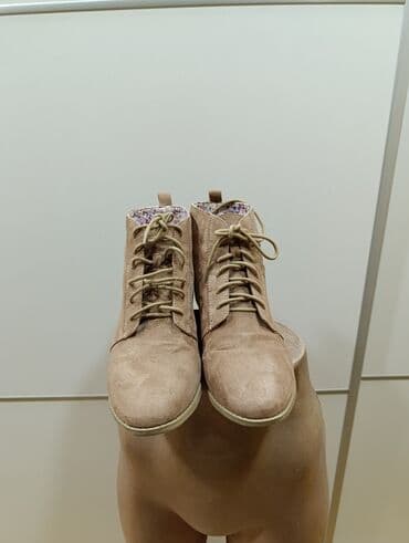 h: Ankle boots, H&M, 40 — 3