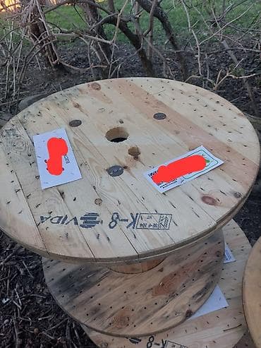 polovan nameštaj kupujemprodajem: Drveni koturovi/kalemovi za kablove – masivne, industrijskog tipa — 3