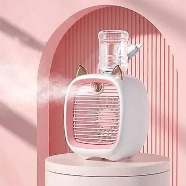 Prenosivi mini ventilator sa raspršivačem vode i mačijim ušima je