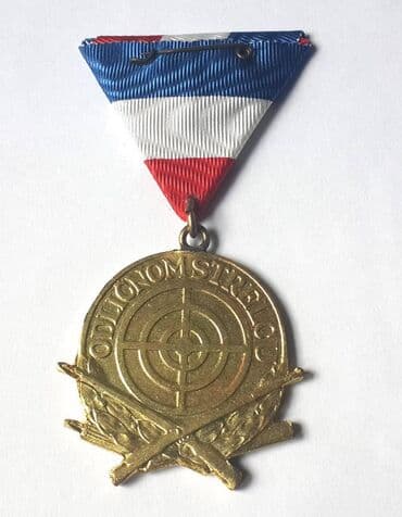 vredne znacke: Medalja odličnom strelcu

Nekorišćeno

Banjica — 2