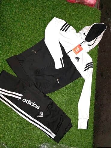 Gornji deo: 🔥Ženske trenerke 
✅S,M,L,XL,XXL,3XL veličine 
🔥za samo 3900 din
PK🌛 — 5