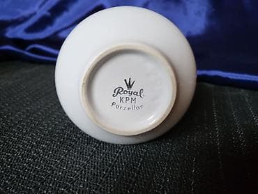 Numizmatika i filatelija: Vaza KPM porcelan iz 60,70ih.godina. Nemacka vaza bez ostecenja,par — 9