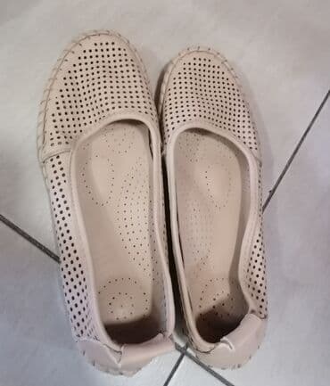 klompe u apoteci: Ballet shoes, 38 — 4