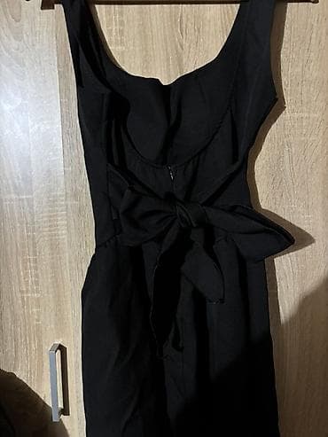 38 dresses: Crna elegantna haljina bez rukava - Klasičan kroj sa širokim — 2