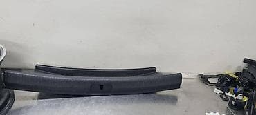 vrste auta: PLASTIKA ZADNJEG VEZNOG LIMA ZA VOLKSWAGEN GOLF 7 - 5G6863459K | — 1