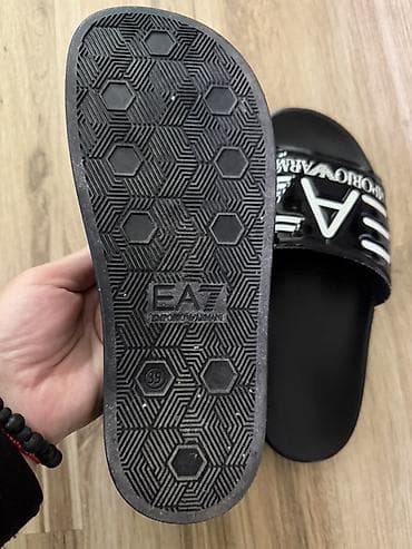 cipele za ples: EA7 Emporio Armani muške papuče – crne - Model: klasične klizne — 2