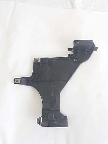 audi a4 sale: DESNI DRZAC FARA ZA AUDI A4, A5 - | Desni drzac fara za Audi A4, A5 — 2