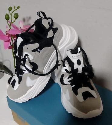 new yorker cipele: Uniseks patike za svakodnevno nošenje i sportske aktivnosti. od 36 do — 1