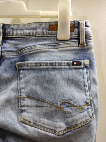 pidzama iz jednog dela: Tommy Hilfiger farmerke veličina S. Iz uvoza kao nove. Poluobim struka — 4