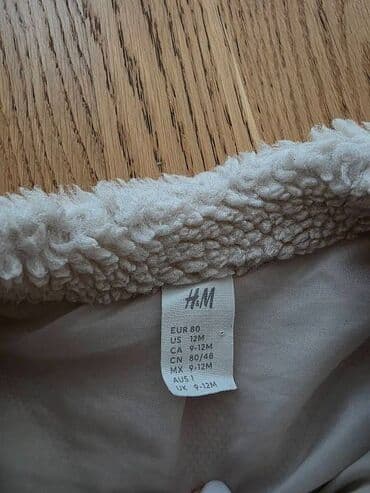 vuneni prsluci sa zlatibora: H&M, 80 — 2