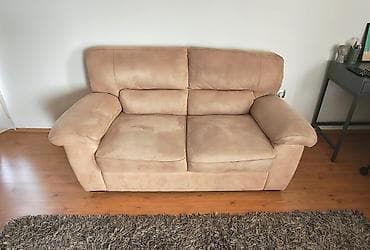 mala sofa na razvlacenje: Na prodaju Dvosed (kupljen u Dallas namestaju) u odlicnom stanju — 1