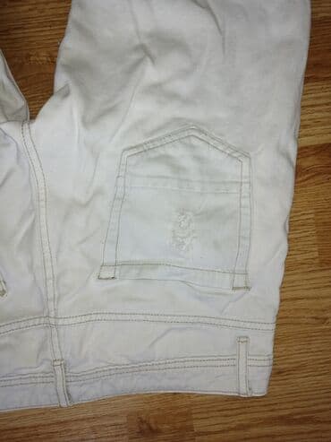 krem pantalone i bela kosulja: Britches and shorths — 4