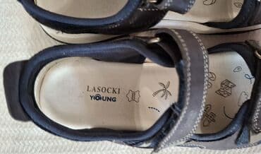 differente obuca: Sandals, Size - 35 — 4